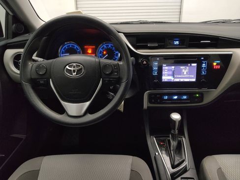 Used 2019 Toyota Corolla LE FWD image 22
