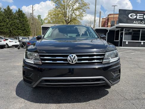Used 2021 Volkswagen Tiguan S image 9