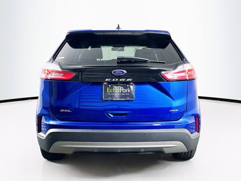 Used 2024 Ford Edge SEL AWD/4WD image 7