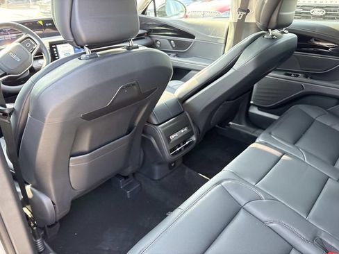 New 2026 Lincoln Nautilus Premier w/ Equipment Group 102A AWD/4WD image 15
