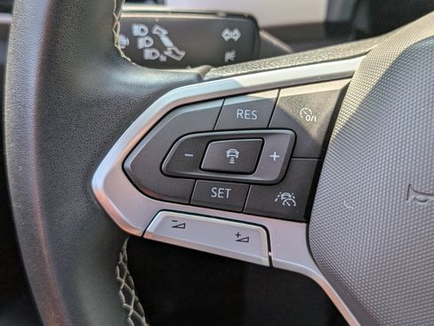 Used 2023 Volkswagen Atlas SEL AWD/4WD image 24