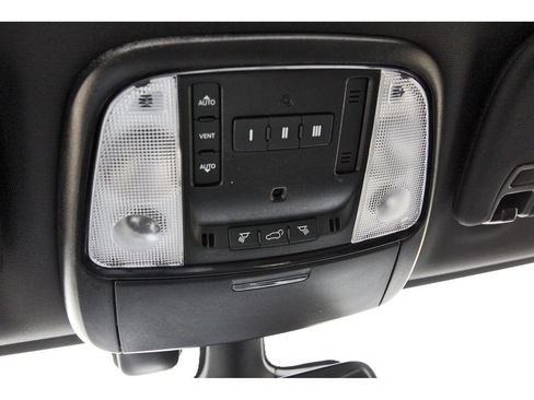 Used 2024 Dodge Durango GT RWD image 39