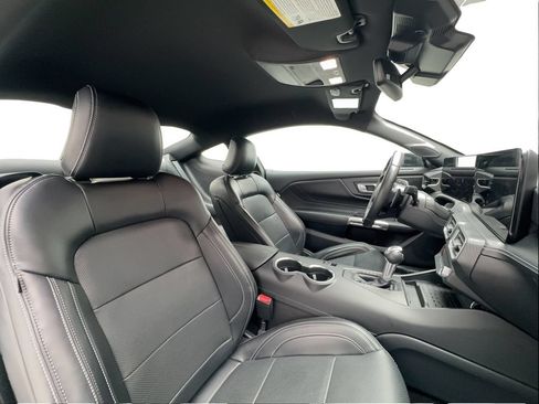 Used 2024 Ford Mustang GT Premium RWD image 27