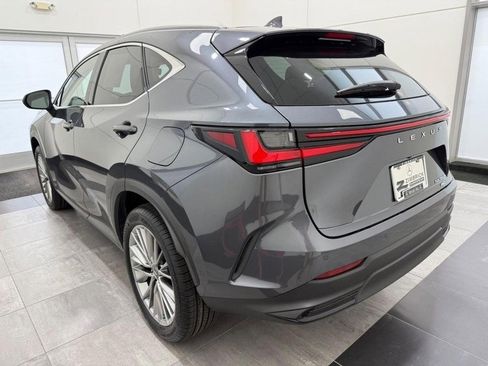Used 2022 Lexus NX 350h AWD image 4
