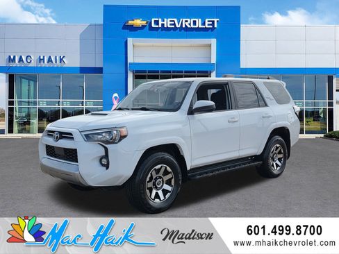 Used 2021 Toyota 4Runner TRD Off-Road image 1