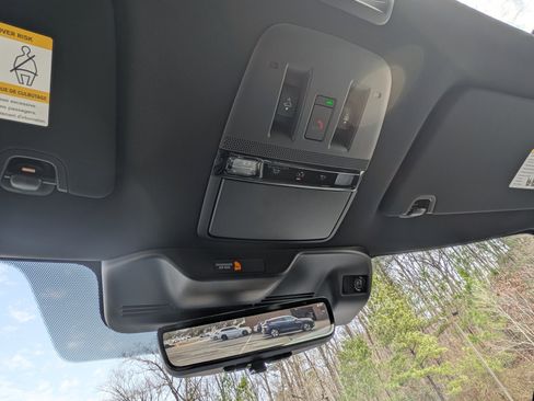 Used 2025 Nissan Armada PRO-4X w/ Pro-4X Premium Package image 32