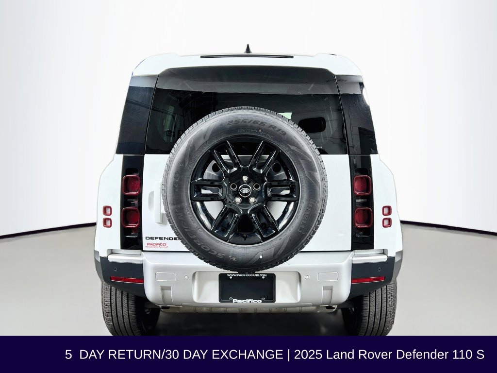 Used 2025 Land Rover Defender 110 S AWD/4WD image 6