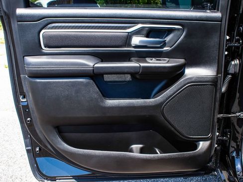 Used 2025 RAM 1500 Big Horn AWD/4WD image 11