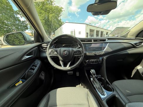 Used 2023 Buick Encore GX Select w/ Sport Touring Package FWD image 2