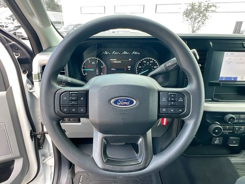 Used 2025 Ford F350 XLT AWD/4WD image 17