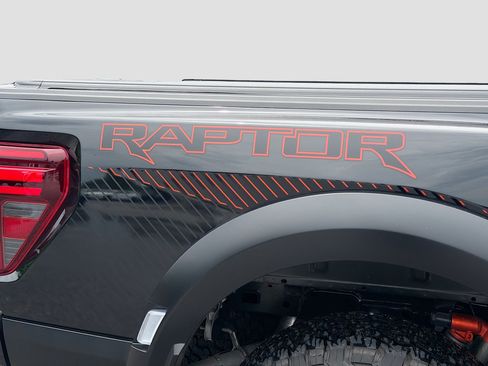 Used 2025 Ford F150 Raptor AWD/4WD image 48