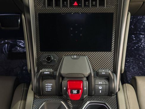 Used 2024 Lamborghini Urus S AWD/4WD image 22