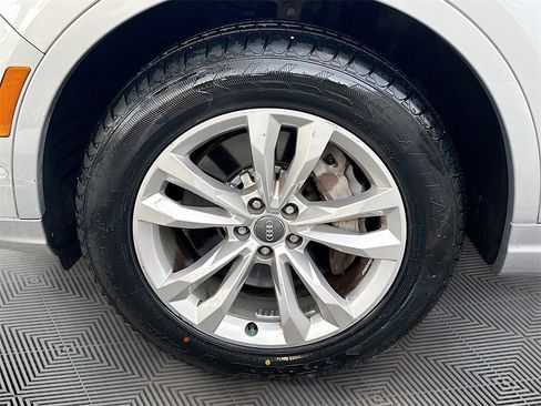 Used 2019 Audi Q7 2.0T Premium Plus w/ Premium Plus Package image 36