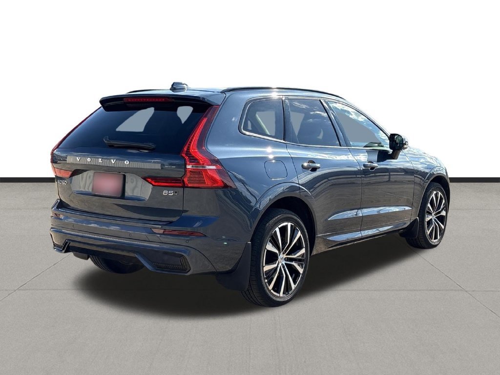 Used 2024 Volvo XC60 B5 Plus w/ Protection Package Premier AWD/4WD image 5