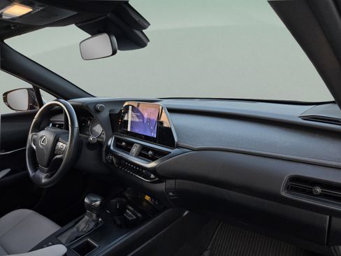 Used 2024 Lexus UX 250h FWD image 28
