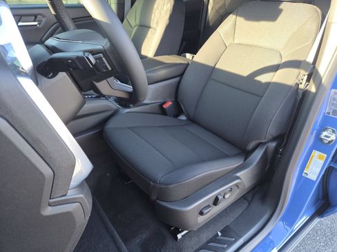 New 2026 GMC Canyon Elevation w/ Convenience Package RWD image 27