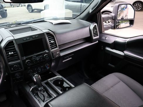 Used 2018 Ford F150 XLT w/ Equipment Group 302A Luxury AWD/4WD image 34