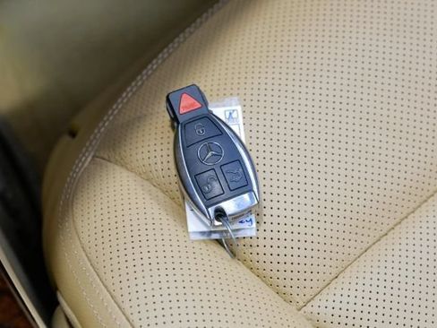 Used 2011 Mercedes-Benz S 550 image 76