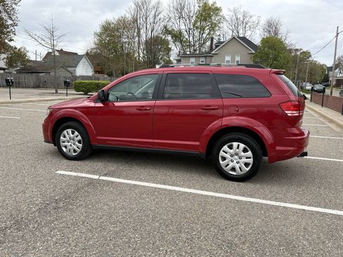 Used 2018 Dodge Journey SE FWD image 14