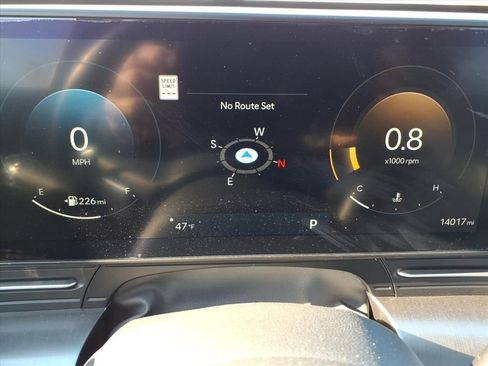 Used 2025 Hyundai Kona Limited image 19