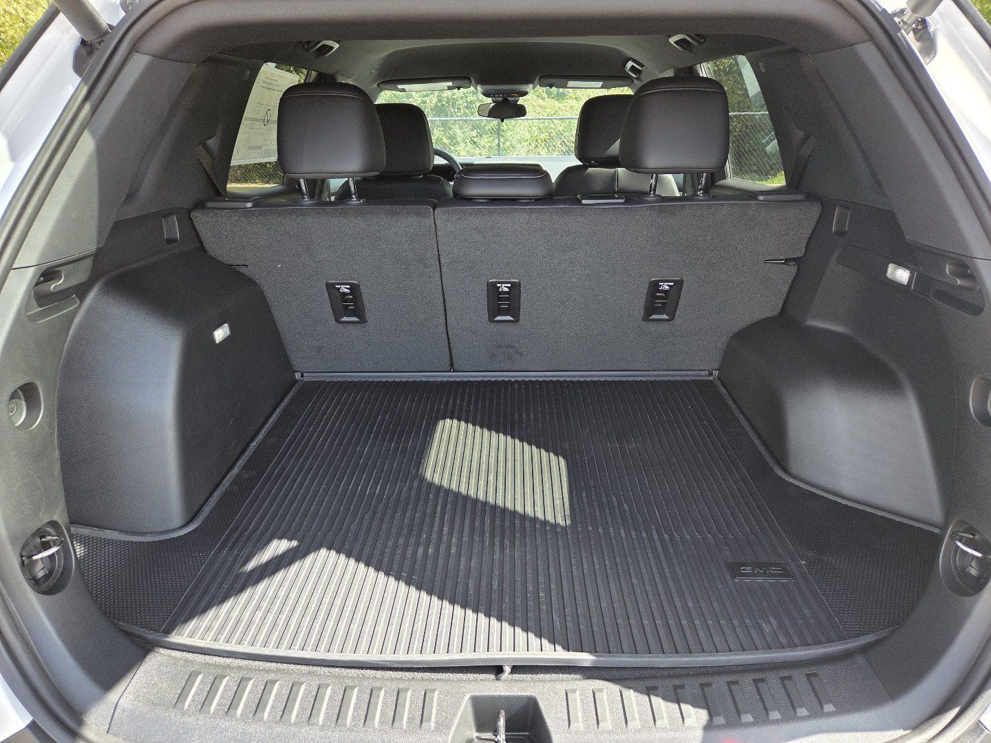 New 2027 GMC Terrain Elevation w/ Elevation Premium Package AWD/4WD image 22