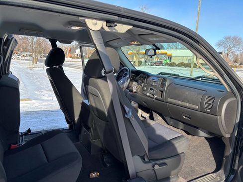 Used 2010 Chevrolet Silverado 1500 LT w/ Power Pack Plus image 5