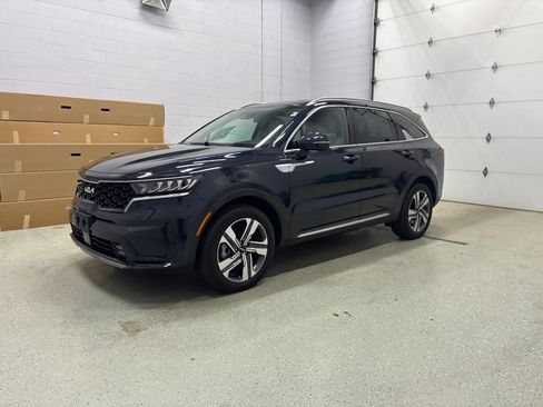 Used 2024 Kia Sorento EX AWD/4WD image 8