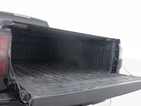 Used 2017 Chevrolet Silverado 1500 LT w/ All Star Edition AWD/4WD image 45