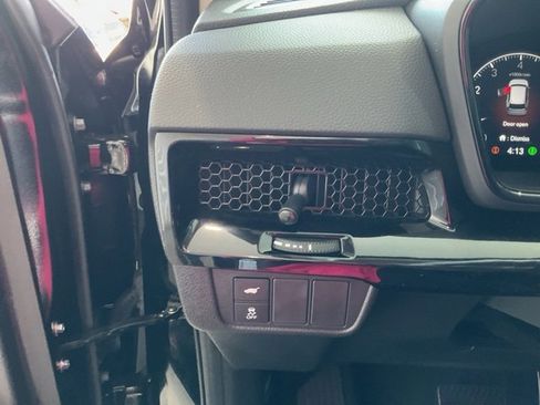 Certified 2023 Honda CR-V EX-L image 9