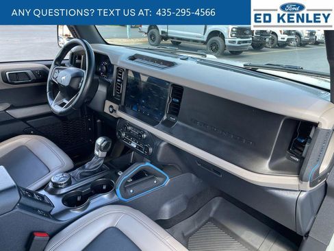 Used 2023 Ford Bronco Wildtrak AWD/4WD image 29