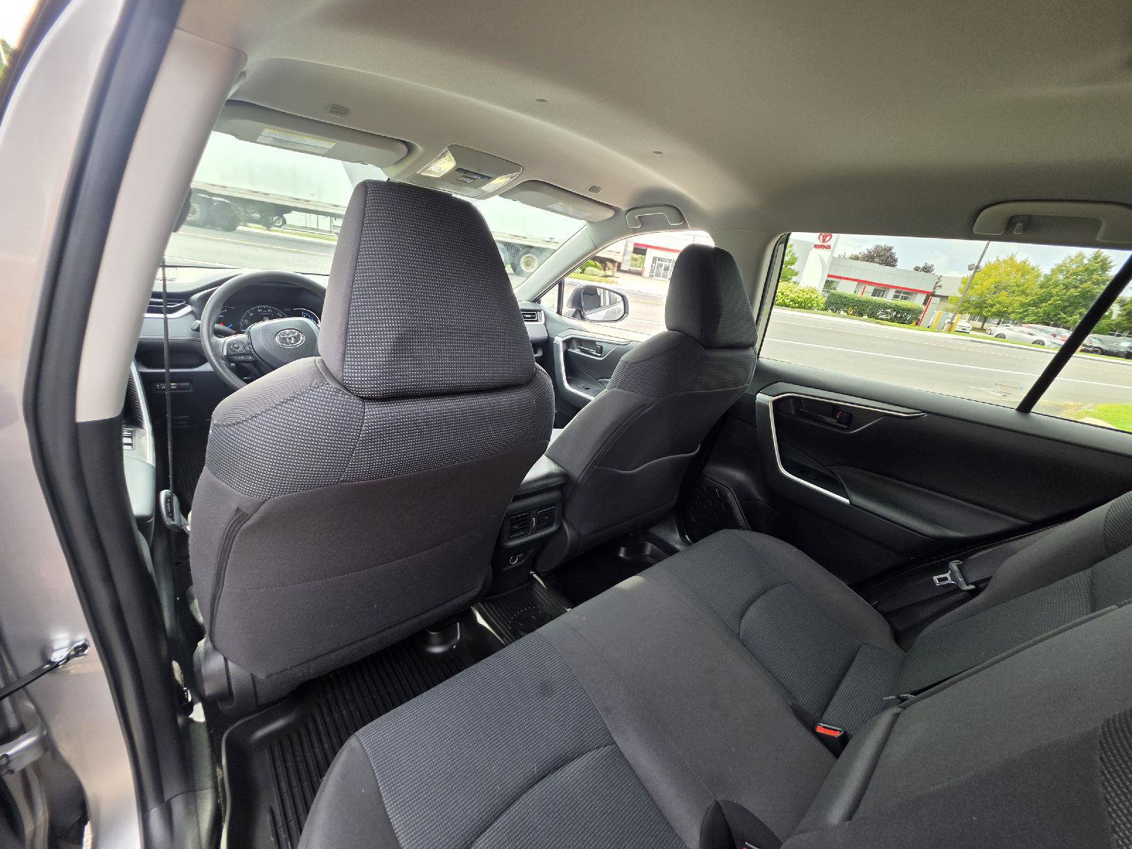 Certified 2023 Toyota RAV4 LE AWD/4WD image 13