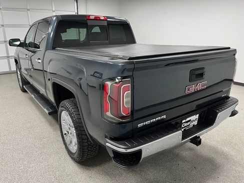 Used 2018 GMC Sierra 1500 SLT AWD/4WD image 8