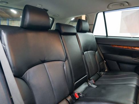 Used 2012 Subaru Outback 3.6R Limited image 31
