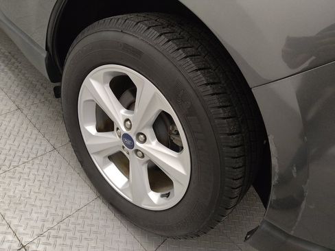 Used 2018 Ford Edge SE AWD/4WD image 31