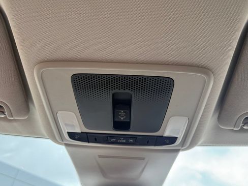 Used 2024 Honda Civic EX-L image 18