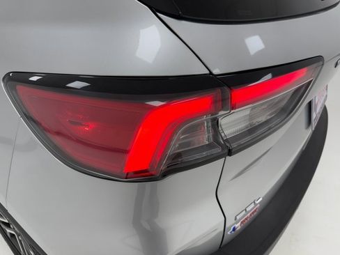 Used 2020 Ford Escape SEL image 36