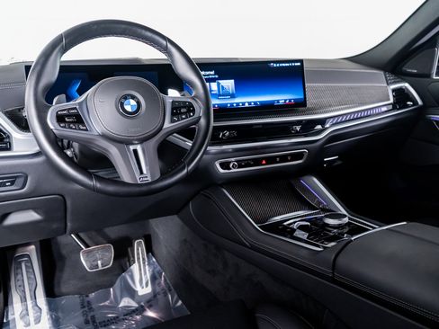 Used 2024 BMW X6 M60i image 2