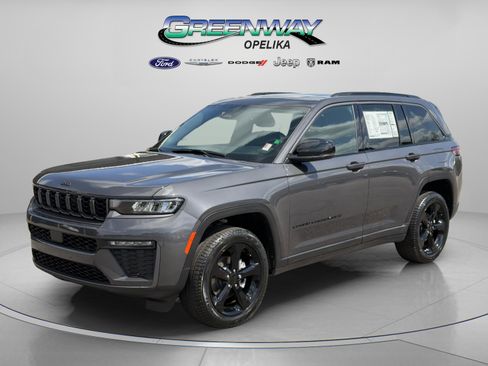 New 2026 Jeep Grand Cherokee Limited image 3