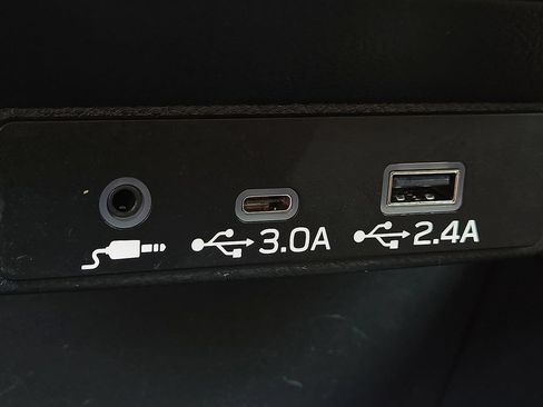 Used 2025 Subaru Forester Touring AWD/4WD image 16
