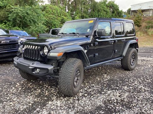 Used 2023 Jeep Wrangler Unlimited Sport AWD/4WD image 2