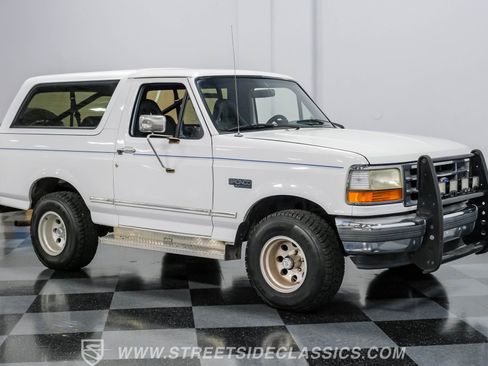 Used 1994 Ford Bronco XLT image 13