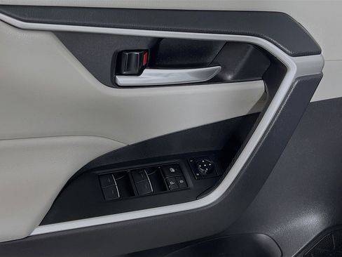 Used 2024 Toyota RAV4 XLE w/ Convenience Package image 17