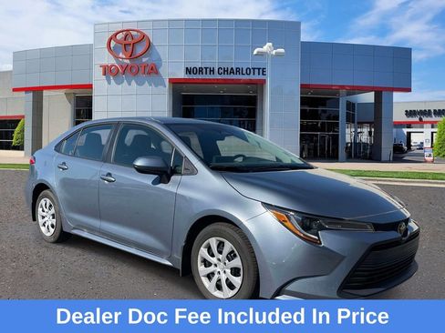Used 2024 Toyota Corolla LE FWD image 1