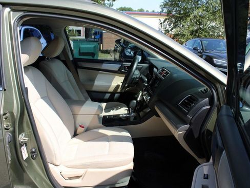 Used 2017 Subaru Outback 2.5i AWD/4WD image 29