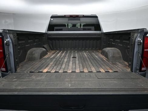 Used 2025 Chevrolet Silverado 2500 LTZ w/ LTZ Plus Package image 30