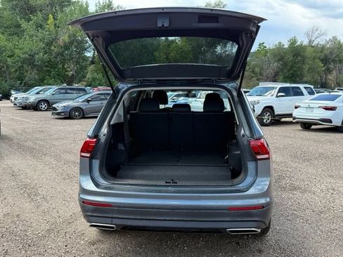 Used 2019 Volkswagen Tiguan SE w/ 3rd Row Seat Package AWD/4WD image 16