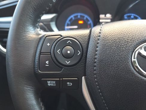 Used 2015 Toyota Corolla S image 14