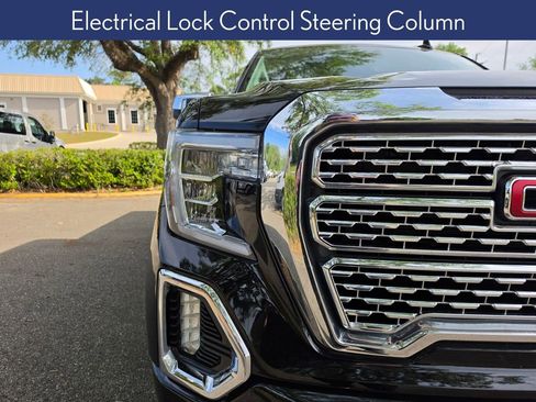Used 2019 GMC Sierra 1500 Denali w/ Denali Ultimate Package AWD/4WD image 24
