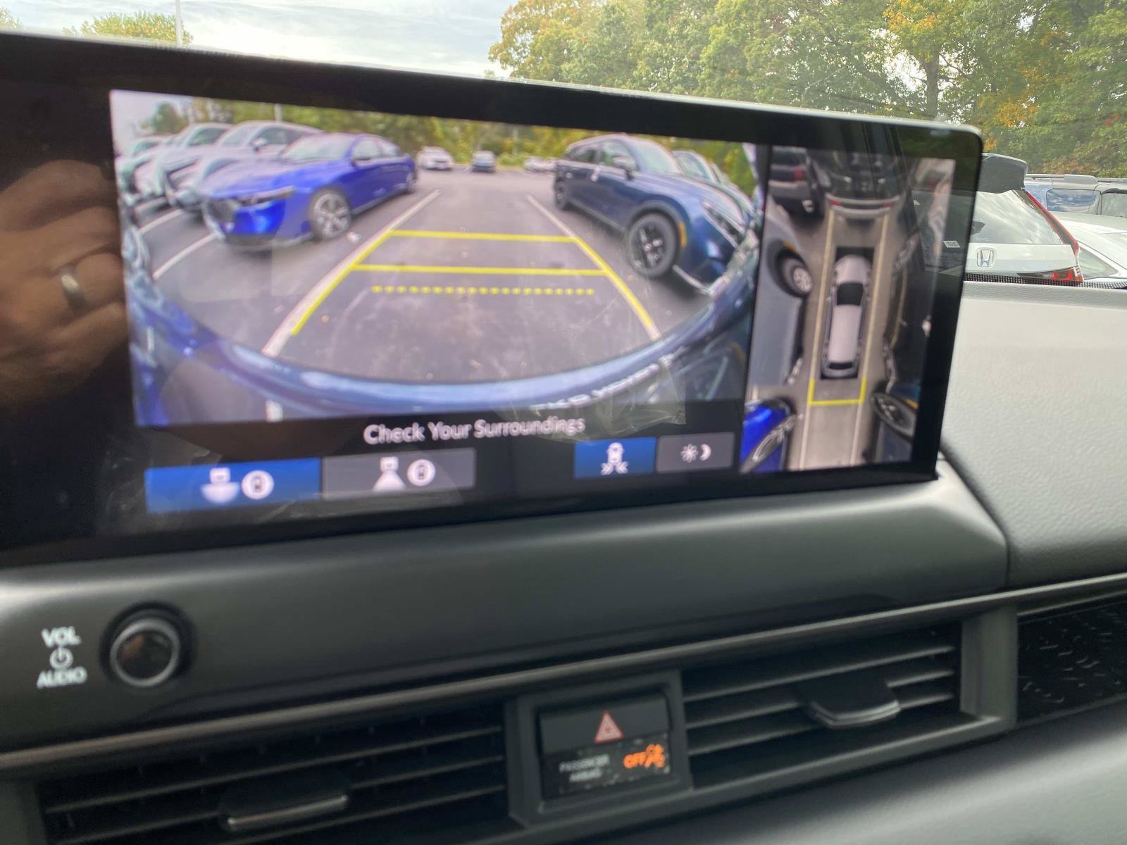 New 2026 Honda Pilot TrailSport image 12