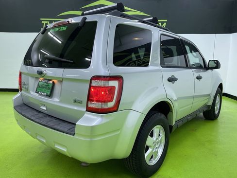 Used 2011 Ford Escape XLT w/ 203A Rapid Spec Order Code image 10